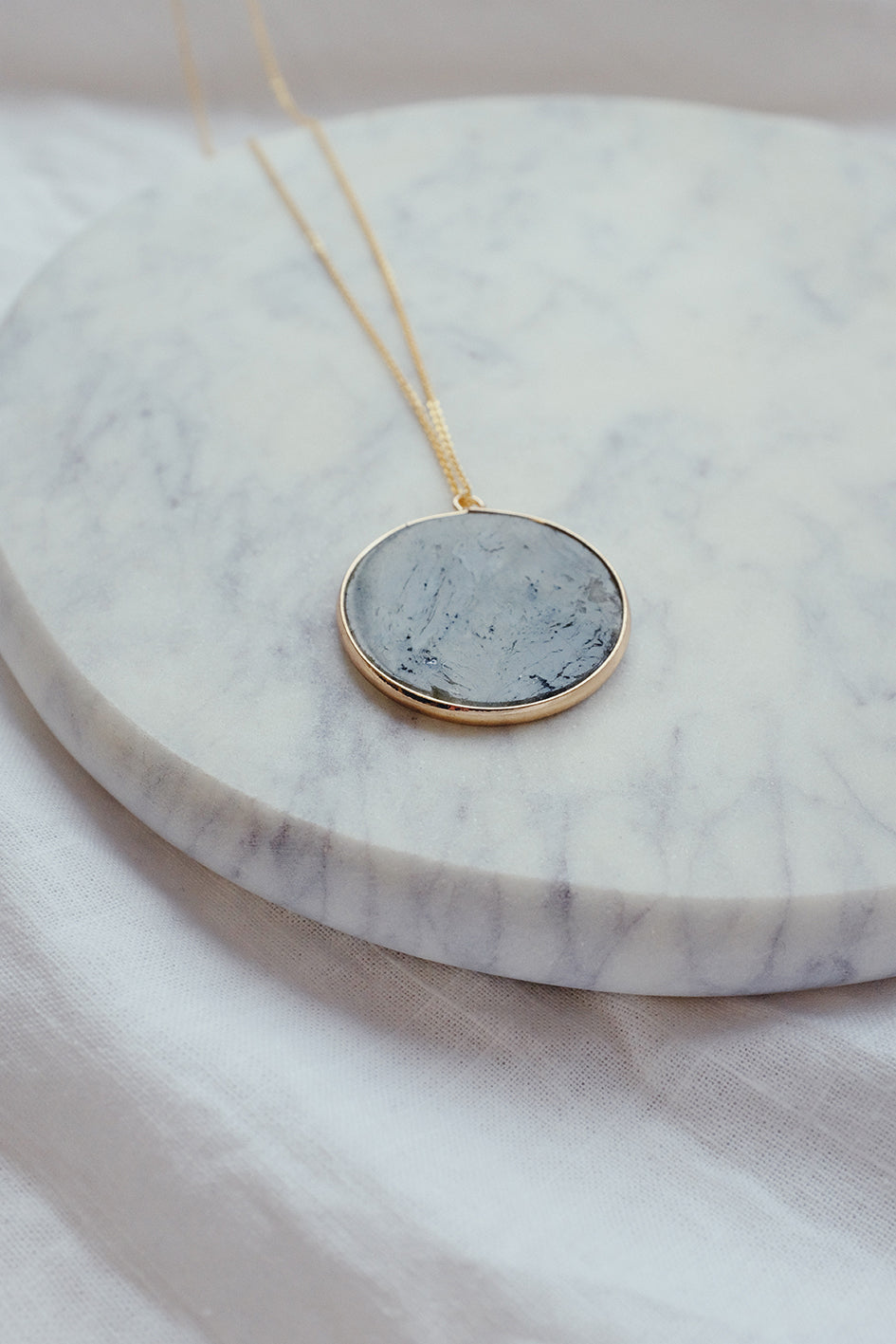 Round Labradorite Necklace